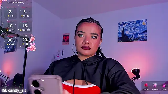 Shophie thoopson online show from 05/15/26, 04:19