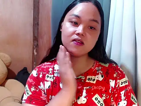  Lylia online show from 12/17/25, 11:16