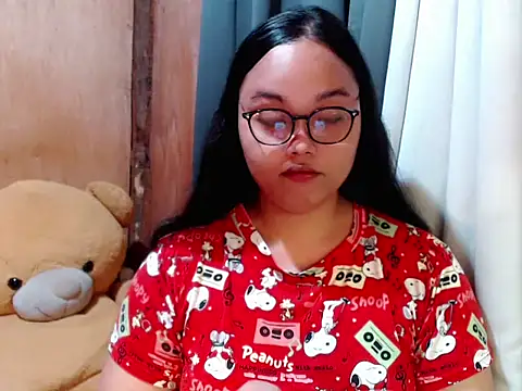  Lylia online show from 02/04/26, 09:09