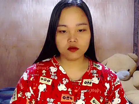  Lylia online show from 04/08/26, 10:43