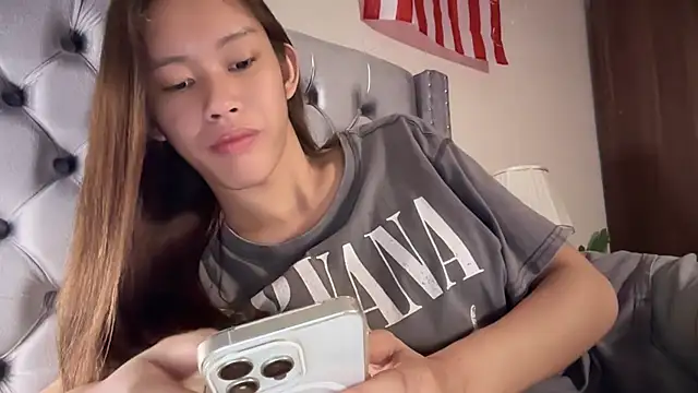 Its Cora online show from 09/25/25, 04:27