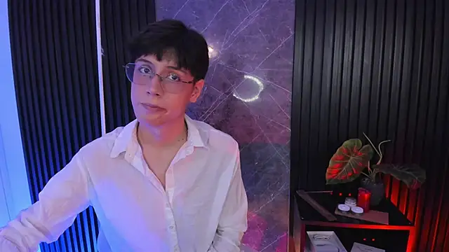 luixdust  online show from 11/27/25, 05:20