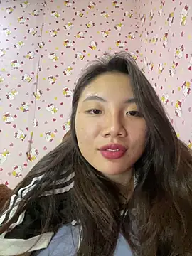 Snapshot of D2sweet chatting on 11/12/25, 07:24 D2sweet online show from 11/12/25, 07:24