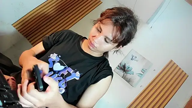 Ts morena online show from 10/28/25, 04:09