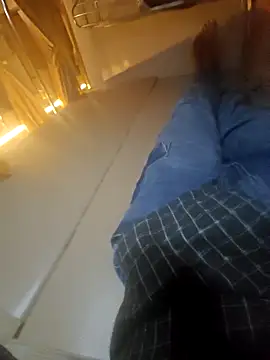 Snapshot of rockyy23boy chatting on 11/02/25, 12:40 rockyy23boy online show from 11/02/25, 12:40