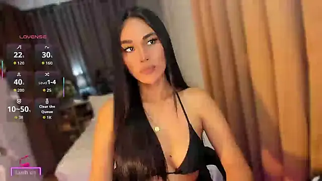 Snapshot of Fox_Smithxx chatting on 04/14/26, 07:25 Fox Smithxx online show from 04/14/26, 07:25