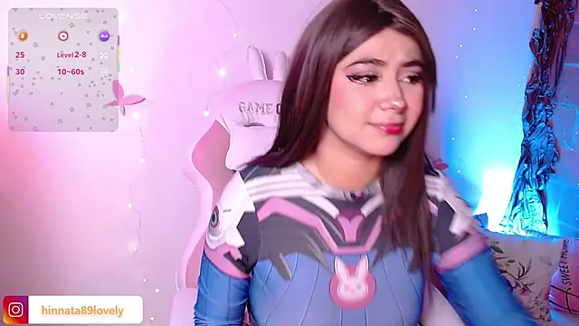 hinnata lovely online show from 09/29/25, 12:32