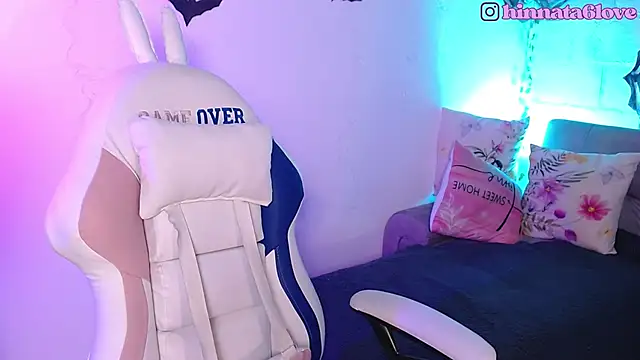 hinnata lovely online show from 10/20/25, 12:05