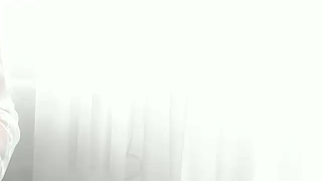 cute elfy  online show from 11/30/25, 12:42