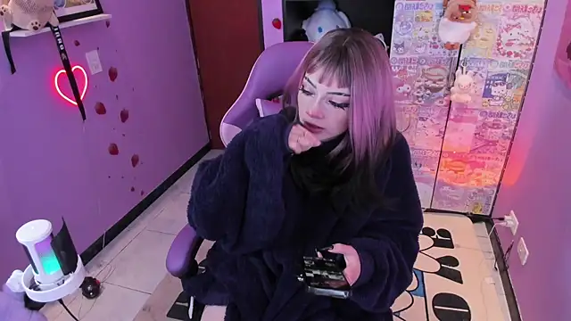 Vero Osb  online show from 09/16/25, 12:11