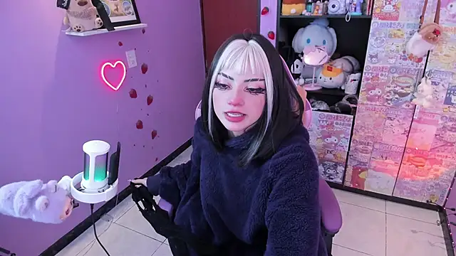 Vero Osb  online show from 10/17/25, 12:14