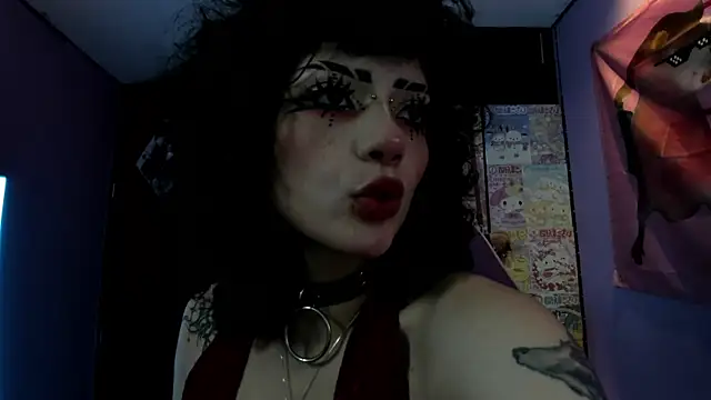 Vero Osb  online show from 07/12/26, 08:33