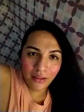 enoria1992 online show from 10/17/25, 05:54