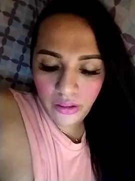 enoria1992 online show from 10/18/25, 07:31