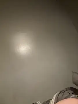 small dick123  online show from 04/11/26, 11:53