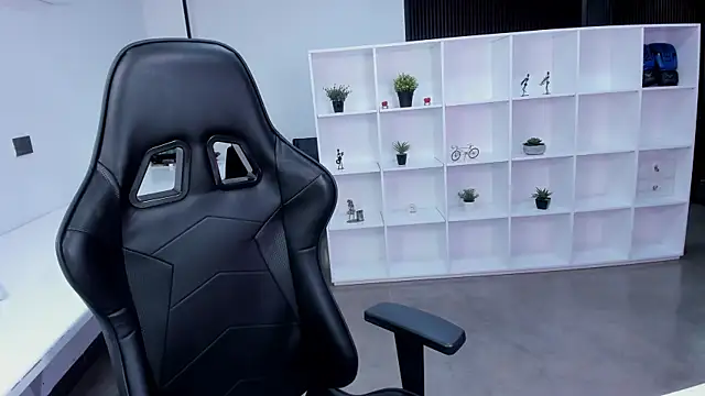 megan bigboobs  online show from 11/05/25, 10:59