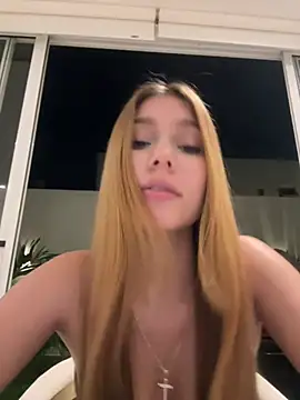 Snapshot of Nikii__ chatting on 07/07/26, 01:30 Nikii online show from 07/07/26, 01:30