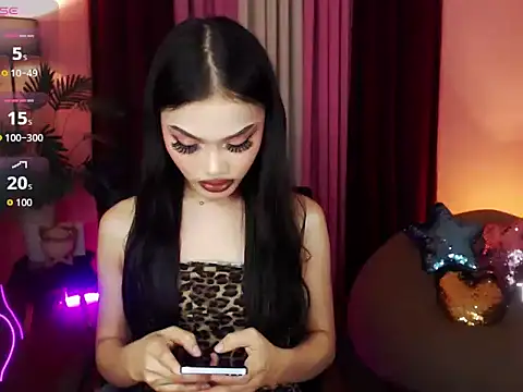 Snapshot of Asianprincess69 chatting on 11/07/25, 04:18 Asianprincess69 online show from 11/07/25, 04:18