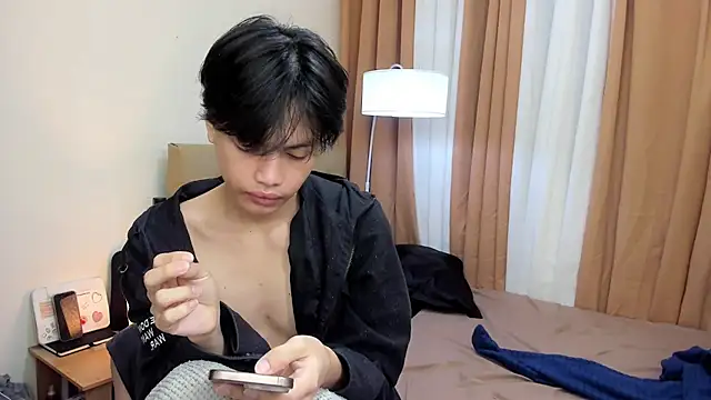 Snapshot of hotfreshdior chatting on 10/07/25, 05:10 hotfreshdior online show from 10/07/25, 05:10