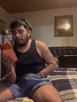 Snapshot of edddy23 chatting on 02/15/26, 01:57 edddy23 online show from 02/15/26, 01:57