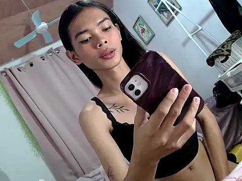 itsmekyrie online show from 04/13/26, 11:37