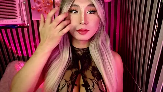 UrhotlucyTS online show from 03/10/26, 07:02