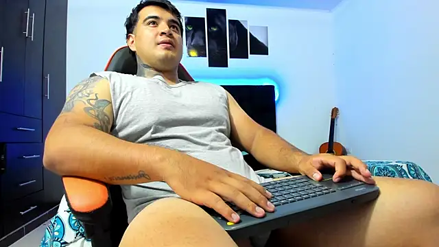 thiago  cp01 online show from 03/25/26, 03:45