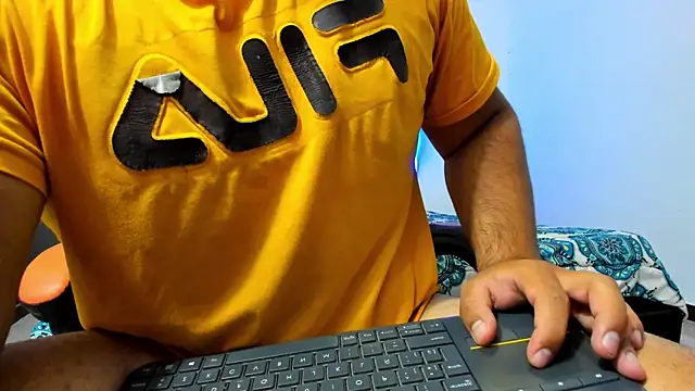 thiago  cp01 online show from 04/09/26, 06:19