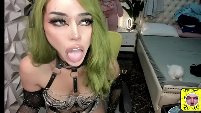 Snapshot of janecomander chatting on 11/04/25, 06:07 janecomander online show from 11/04/25, 06:07