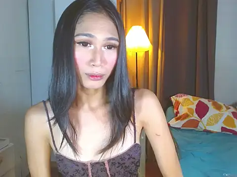 Snapshot of kittygurl124 chatting on 09/25/25, 12:36 kittygurl124 online show from 09/25/25, 12:36