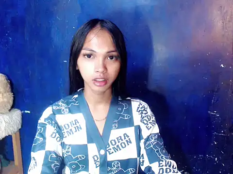 Snapshot of Simi_Ipit chatting on 04/19/26, 06:21 Simi Ipit online show from 04/19/26, 06:21