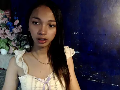 Snapshot of Simi_Ipit chatting on 04/25/26, 03:31 Simi Ipit online show from 04/25/26, 03:31