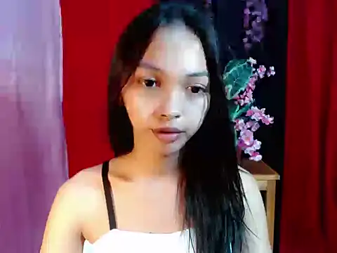 Snapshot of Simi_Ipit chatting on 06/28/26, 04:46 Simi Ipit online show from 06/28/26, 04:46
