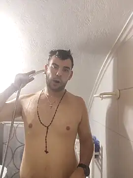 Snapshot of m702d-gr chatting on 10/29/25, 06:53 m702d-gr online show from 10/29/25, 06:53