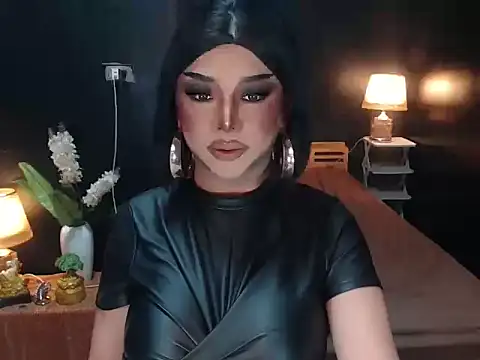 xAuroraRobinsx online show from 04/15/26, 09:49