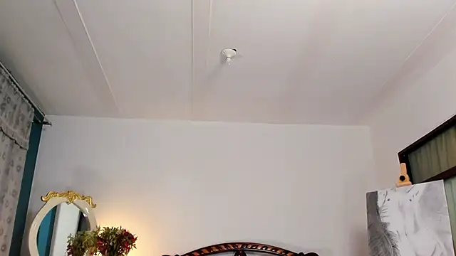 nonbinaryangel online show from 10/23/25, 01:38