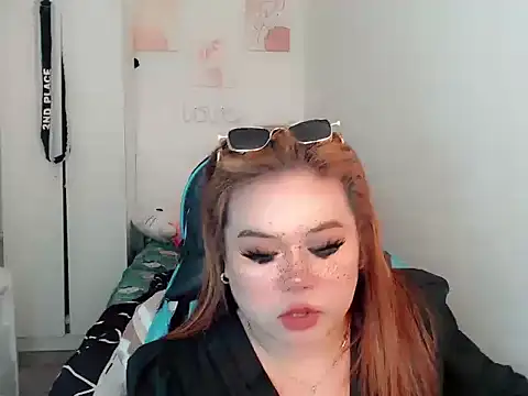 Snapshot of Goddes12inchTS chatting on 09/17/25, 10:11 Goddes12inchTS online show from 09/17/25, 10:11