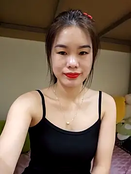 Snapshot of Baby-ladytits2025 chatting on 12/04/25, 02:43 Baby-ladytits2025 online show from 12/04/25, 02:43