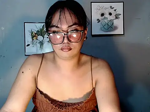 Snapshot of Asianblk_barbiedoll chatting on 05/28/26, 05:27 Asianblk barbiedoll online show from 05/28/26, 05:27