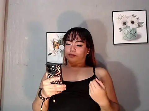 Snapshot of Asianblk_barbiedoll chatting on 07/12/26, 03:14 Asianblk barbiedoll online show from 07/12/26, 03:14