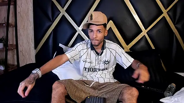 Thiagoferreti online show from 02/28/26, 03:40