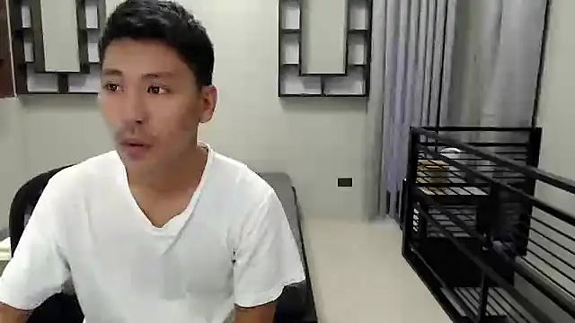 hot derfs27 online show from 10/19/25, 12:44