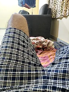 vichuhot online show from 11/22/25, 09:03