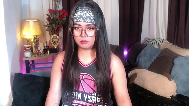 YourSweet-mich online show from 04/14/26, 06:08