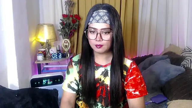 YourSweet-mich online show from 04/17/26, 10:29