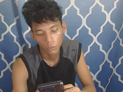 Snapshot of isanxxx chatting on 07/05/26, 01:18 isanxxx online show from 07/05/26, 01:18