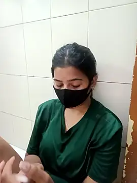 Snapshot of Hot_Jaanvi_ chatting on 09/16/25, 06:25 Hot Jaanvi online show from 09/16/25, 06:25