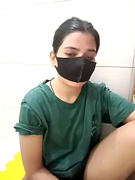Snapshot of Hot_Jaanvi_ chatting on 09/29/25, 04:01 Hot Jaanvi online show from 09/29/25, 04:01