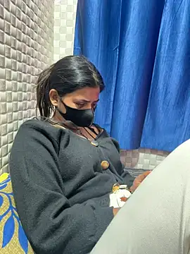 Hot Jaanvi  online show from 02/12/26, 03:34