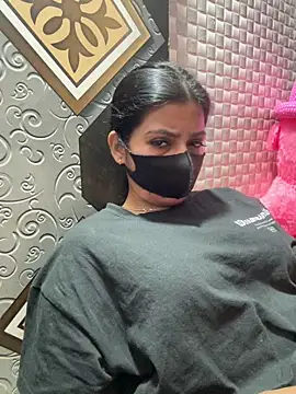 Hot Jaanvi  online show from 03/23/26, 03:32